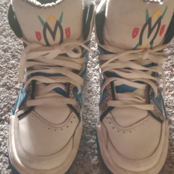 Retro Dikembe Mutumbo Adidas - Picture 2 of 4